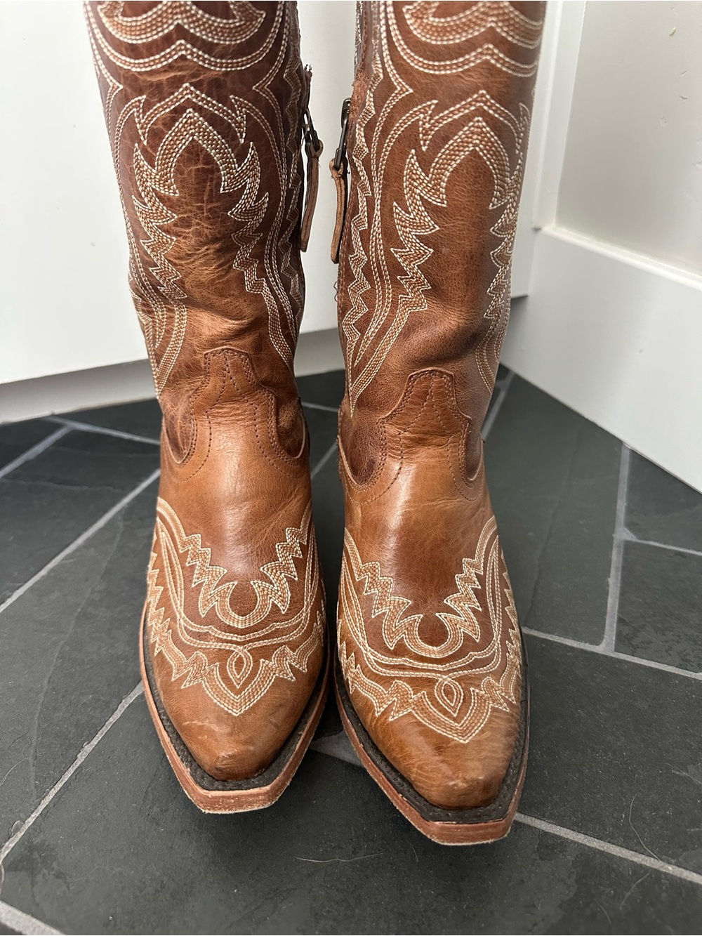 Ariat Casanova Leather Western Boots - Picture 7 of 9
